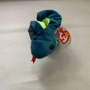 Ty Beanie Baby Hissy the Snake